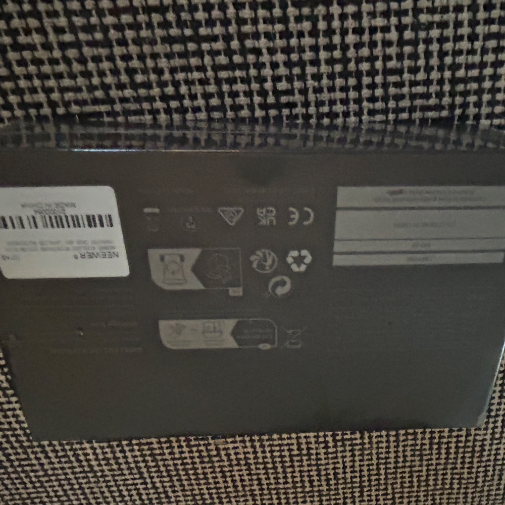 Wireless Microphone System - Picture 3 of 5